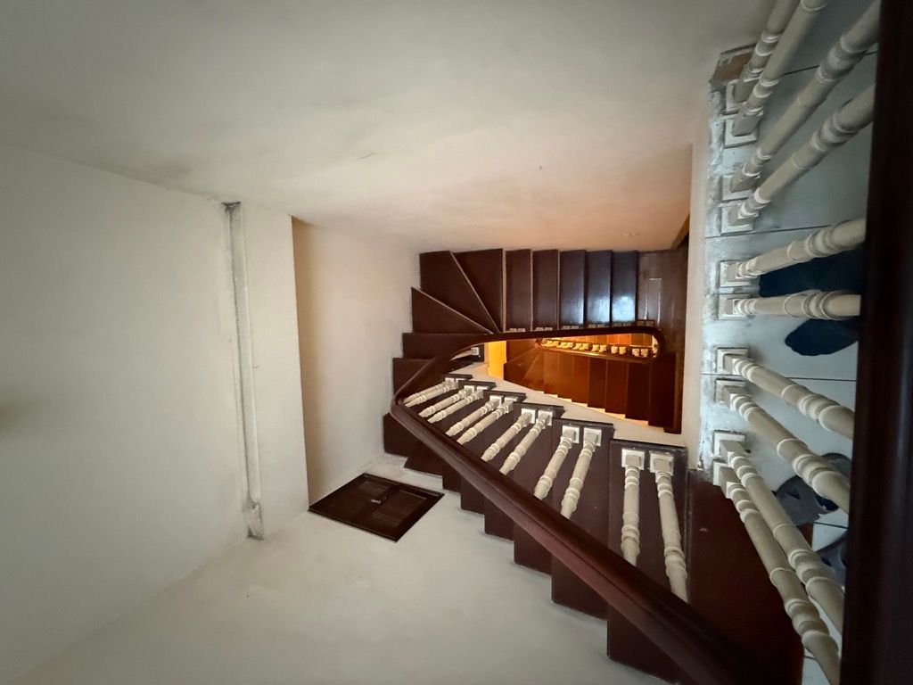 Bán nhà Hoàng Mai - diện tích 56m2 4 tầng - ô tô đỗ cửa - giá 18,2 tỷ
