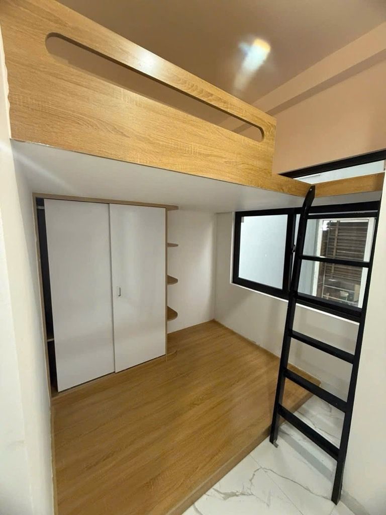 Bán nhà Láng Hạ - diện tích 64.5m2 7 tầng - Nhà mới Koong, ngõ thông - giá 22 tỷ