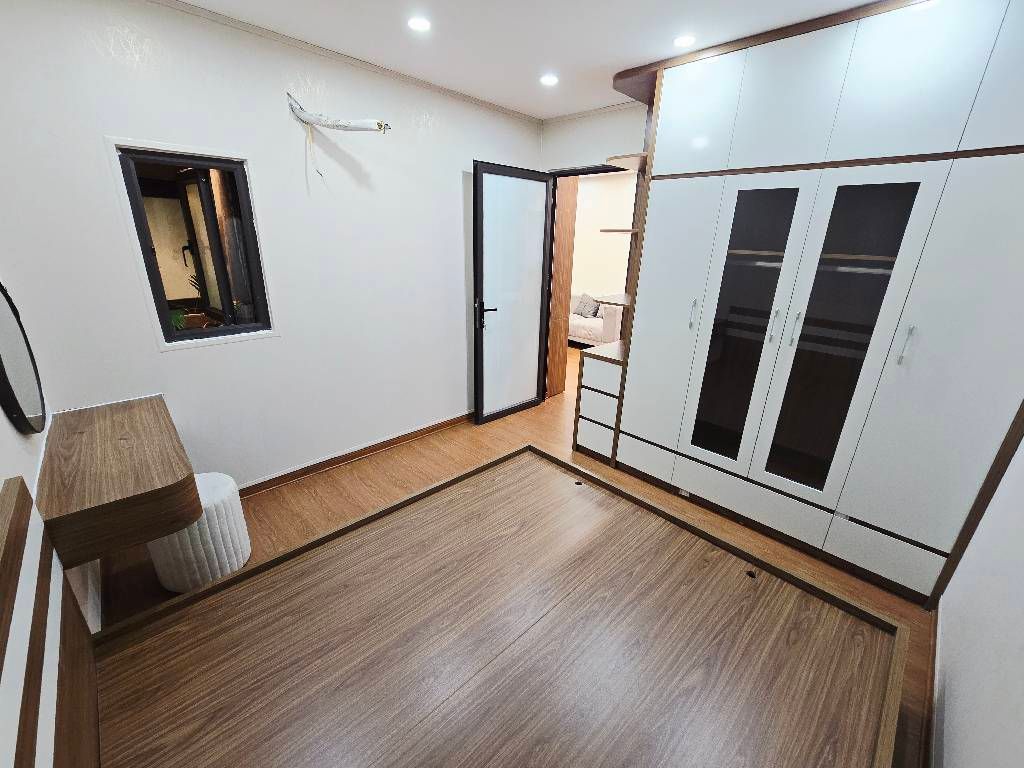 Bán nhà Láng - diện tích 69m2 1 tầng - ÔTÔ VÀ BÃI GỬI CÁCH NHÀ 70M - giá 2,99 tỷ