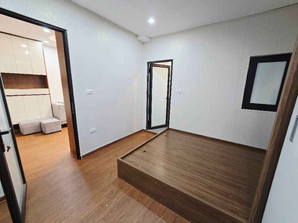Bán nhà Láng - diện tích 69m2 1 tầng - ÔTÔ VÀ BÃI GỬI CÁCH NHÀ 70M - giá 2,99 tỷ