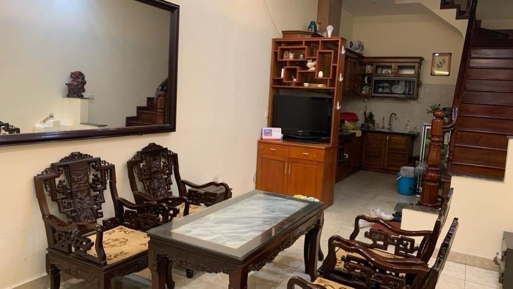 Bán nhà Nguyễn Chí Thanh - diện tích 36m2 5 tầng - Ô tô Tránh - giá 18,5 tỷ