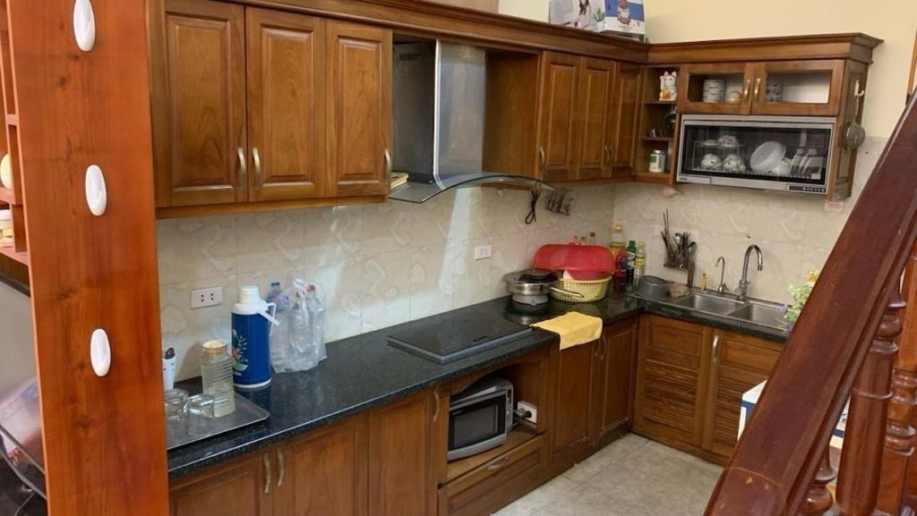 Bán nhà Nguyễn Chí Thanh - diện tích 36m2 5 tầng - Ô tô Tránh - giá 18,5 tỷ