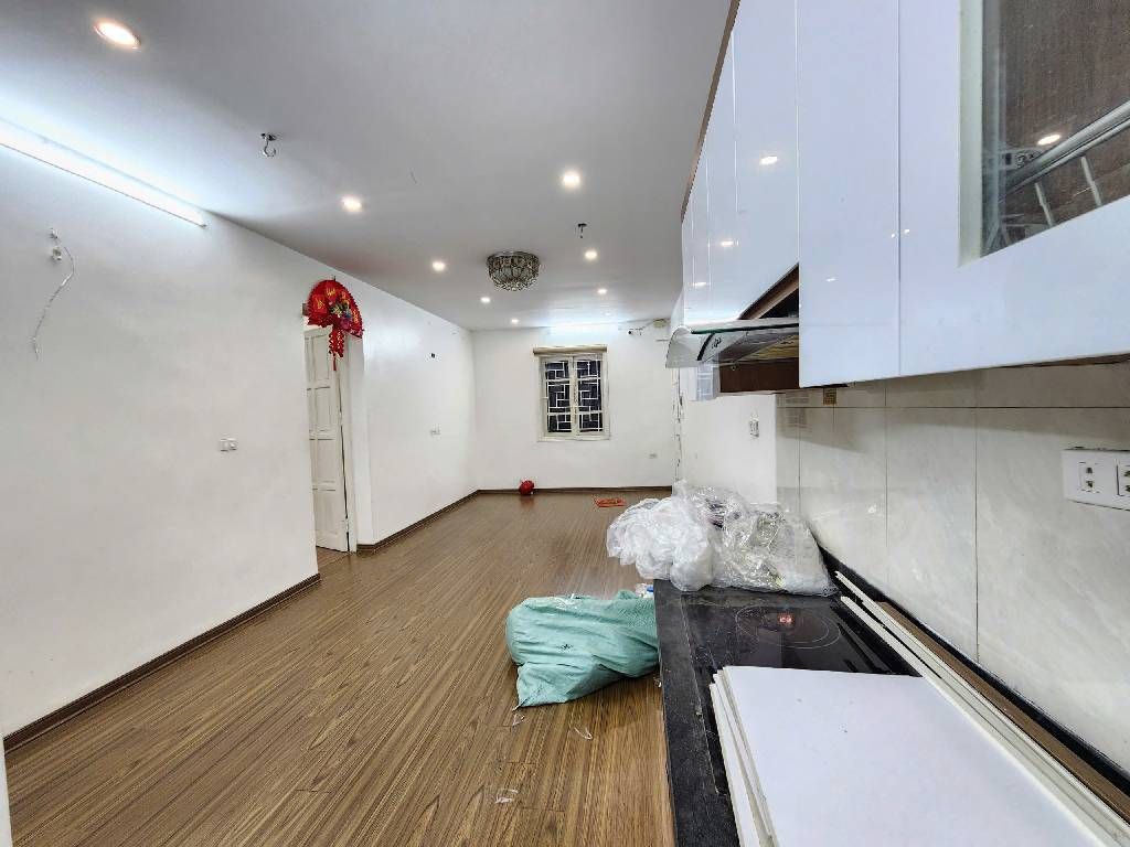 Bán nhà Lương Khánh Thiện - diện tích 90m2 5 tầng - Lô góc cực thoáng - giá 4,99 tỷ