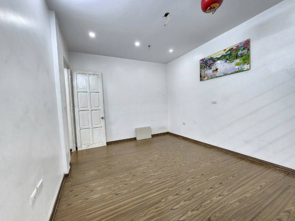 Bán nhà Lương Khánh Thiện - diện tích 90m2 5 tầng - Lô góc cực thoáng - giá 4,99 tỷ