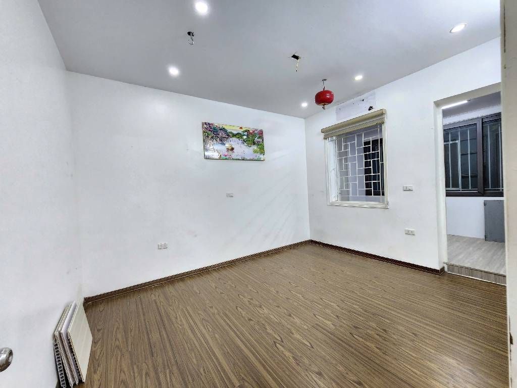 Bán nhà Lương Khánh Thiện - diện tích 90m2 5 tầng - Lô góc cực thoáng - giá 4,99 tỷ