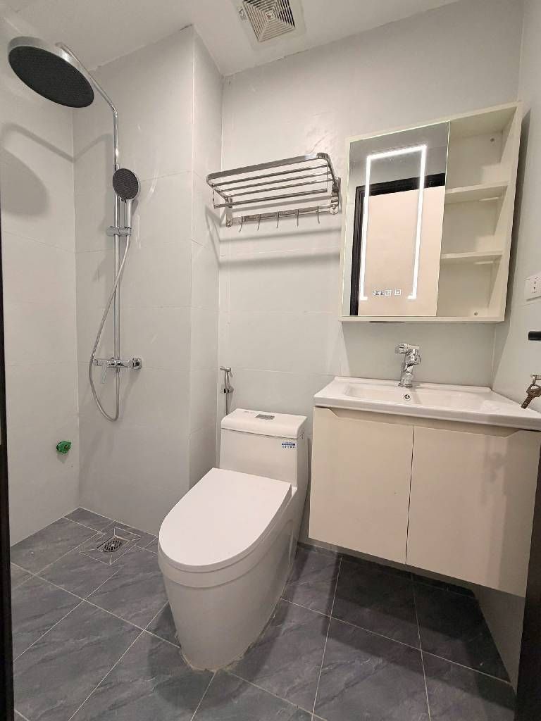 Bán nhà Khương Trung - diện tích 25m2 5 tầng - Ô tô đỗ cửa - giá 7,35 tỷ