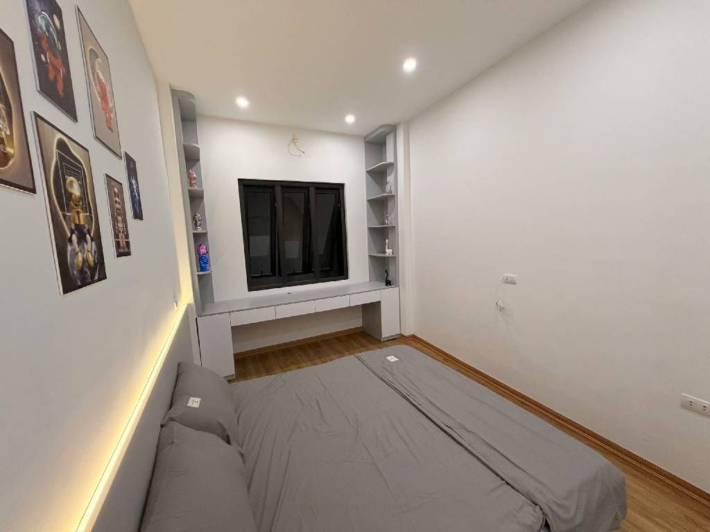 Bán nhà Khương Trung - diện tích 25m2 5 tầng - Ô tô đỗ cửa - giá 7,35 tỷ
