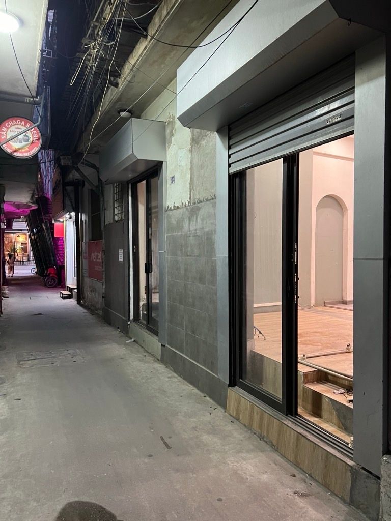 Bán nhà Hoàng Ngọc Phách - diện tích 70m2 1 tầng - Ô TÔ - KINH DOANH - giá 6,4 tỷ