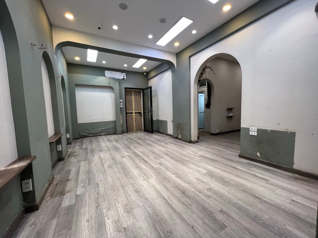 Bán nhà Hoàng Ngọc Phách - diện tích 70m2 1 tầng - Ô TÔ - KINH DOANH - giá 6,4 tỷ