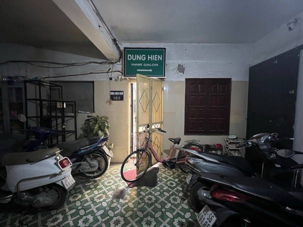 Bán nhà Hoàng Ngọc Phách - diện tích 70m2 1 tầng - Ô TÔ - KINH DOANH - giá 6,4 tỷ