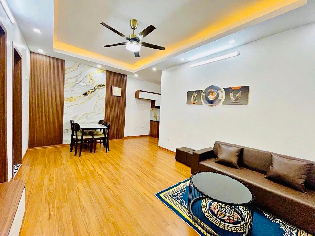 Bán nhà Nguyễn Xiển - diện tích 73.6m2 23 tầng - FULL NỘI THẤT - giá 5,4 tỷ