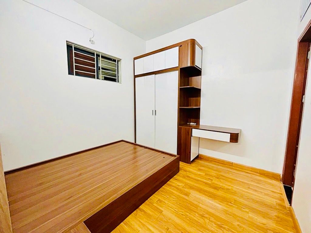Bán nhà Nguyễn Xiển - diện tích 73.6m2 23 tầng - FULL NỘI THẤT - giá 5,4 tỷ