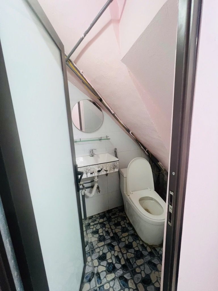 Bán nhà Quốc Tử Giám - diện tích 7,6m2 3 tầng - Độc nhất vô nhị - giá 1,75 tỷ