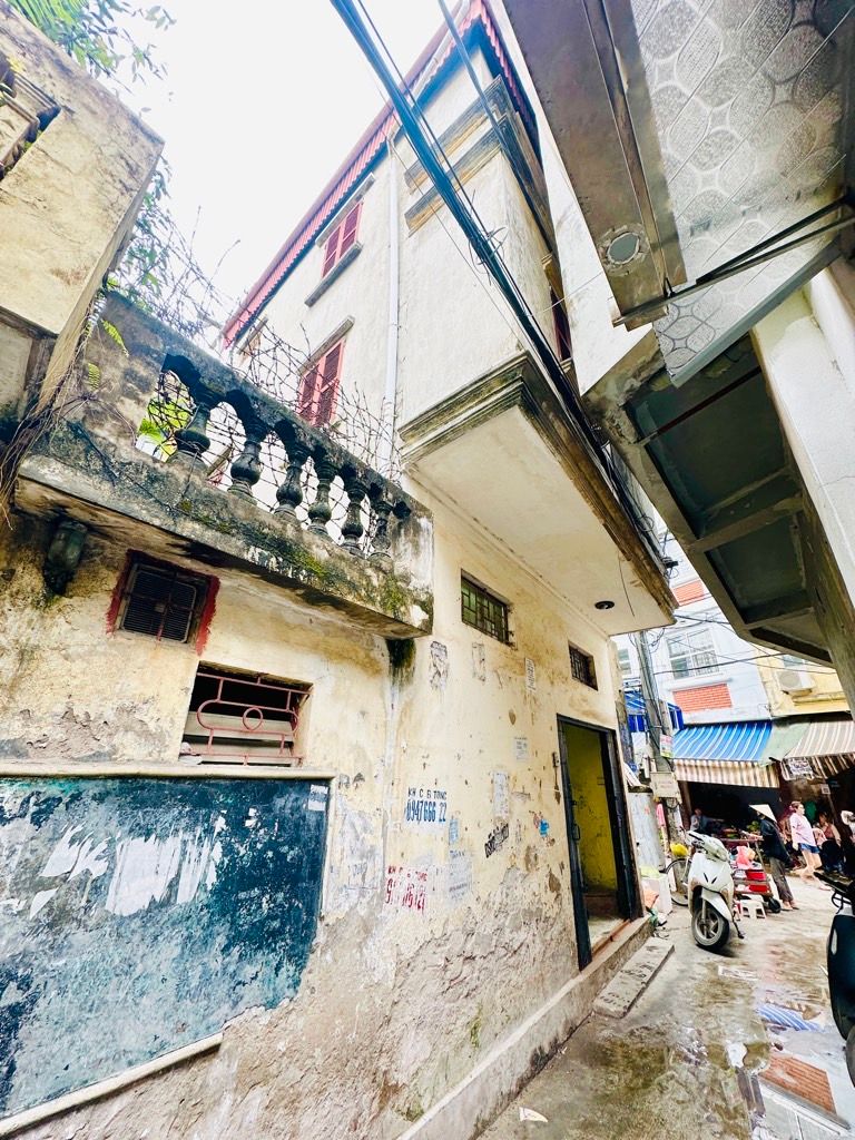Bán nhà Tân Mai - diện tích 35m2 3 tầng - Lô góc, nhà đẹp vào ở luôn - giá 3,8 tỷ