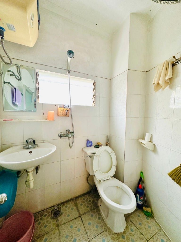 Bán nhà Tân Mai - diện tích 35m2 3 tầng - Lô góc, nhà đẹp vào ở luôn - giá 3,8 tỷ