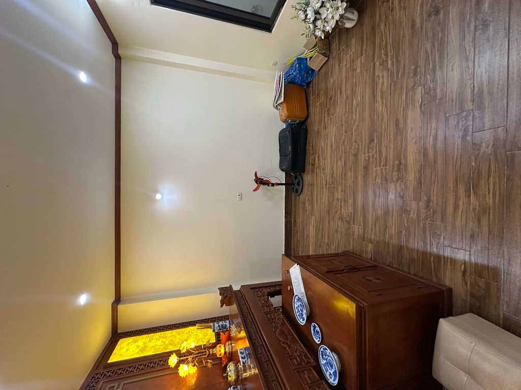 Bán nhà Dương Văn Bé - diện tích 45m2 6 tầng - ô tô qua nhà - giá 14,95 tỷ