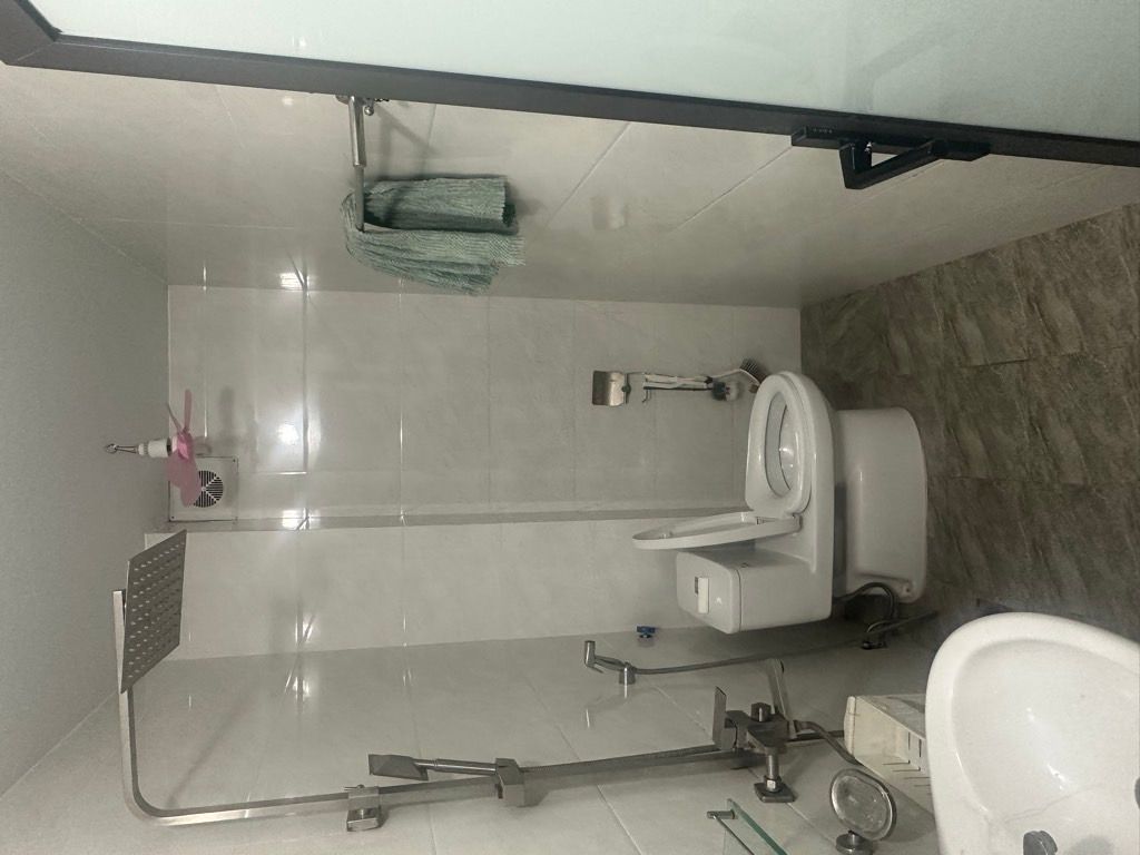 Bán nhà Dương Văn Bé - diện tích 45m2 6 tầng - ô tô qua nhà - giá 14,95 tỷ
