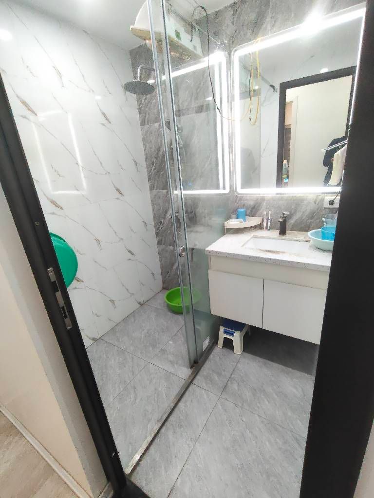 Bán nhà Giáp Bát - diện tích 41m2 5 tầng - ô tô tránh - giá 13,8 tỷ