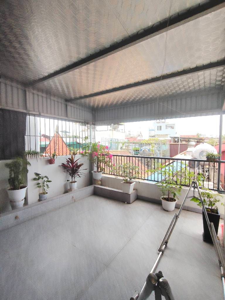 Bán nhà Giáp Bát - diện tích 41m2 5 tầng - ô tô tránh - giá 13,8 tỷ