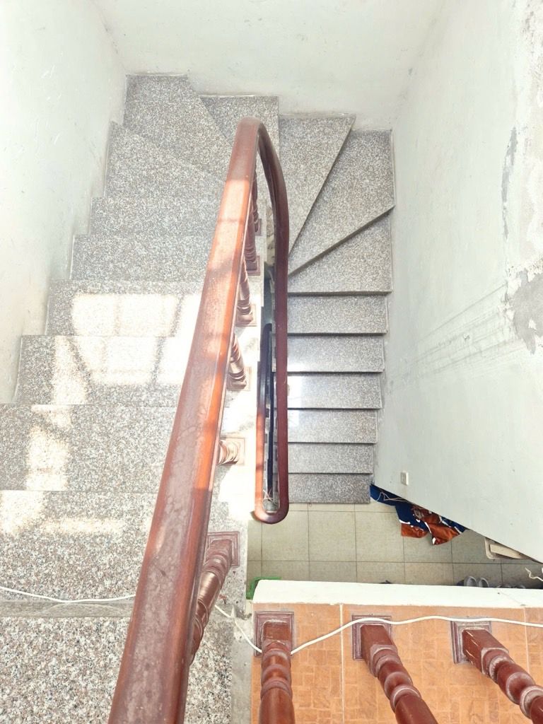 Bán nhà Định Công - diện tích 36m2 4 tầng - Ô tô cách 20m - giá 7,8 tỷ