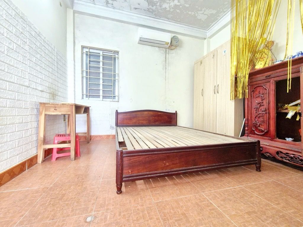 Bán nhà Định Công - diện tích 36m2 4 tầng - Ô tô cách 20m - giá 7,8 tỷ