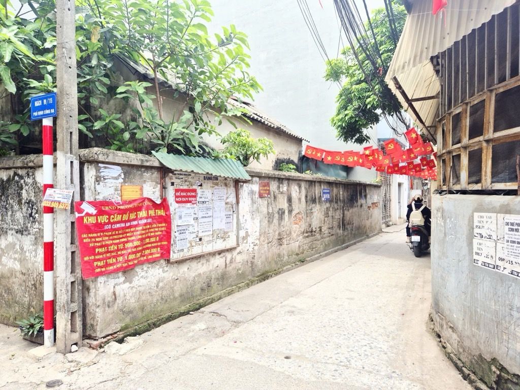 Bán nhà Định Công - diện tích 36m2 4 tầng - Ô tô cách 20m - giá 7,8 tỷ