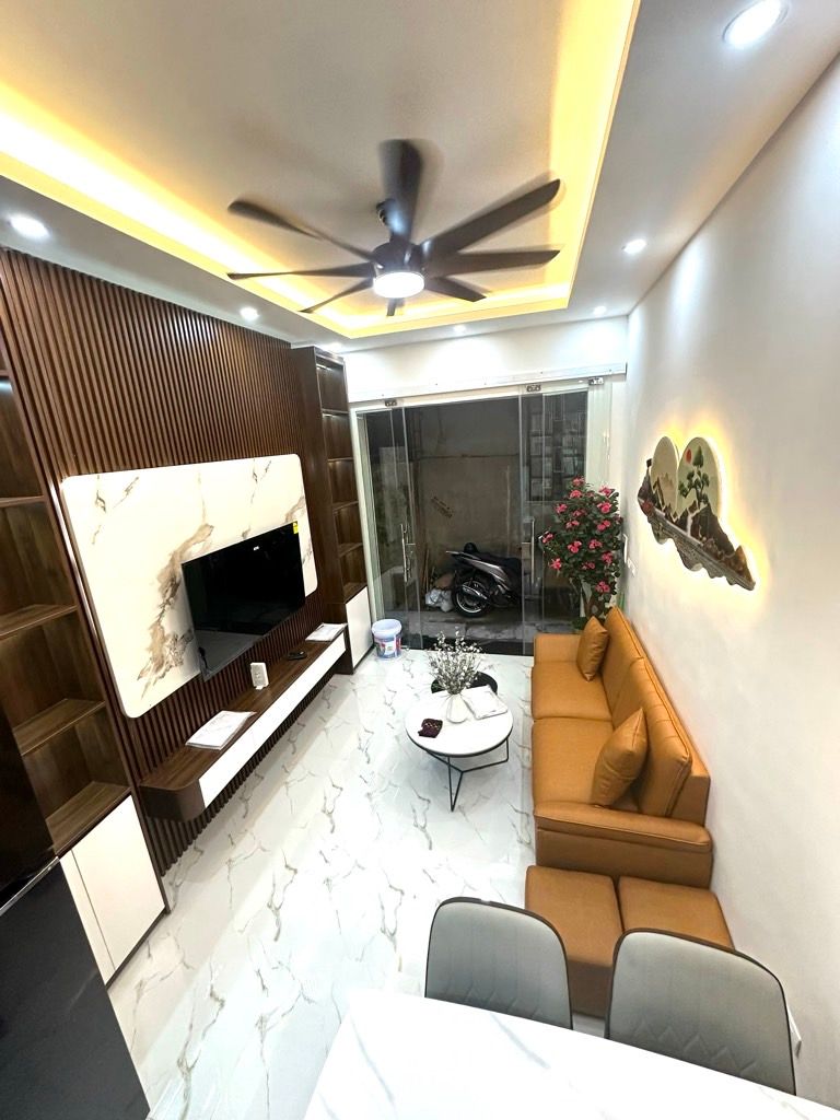 Bán nhà Tân Khai - diện tích 24m2 5 tầng - Ô tô tránh 30m - giá 6,8 tỷ