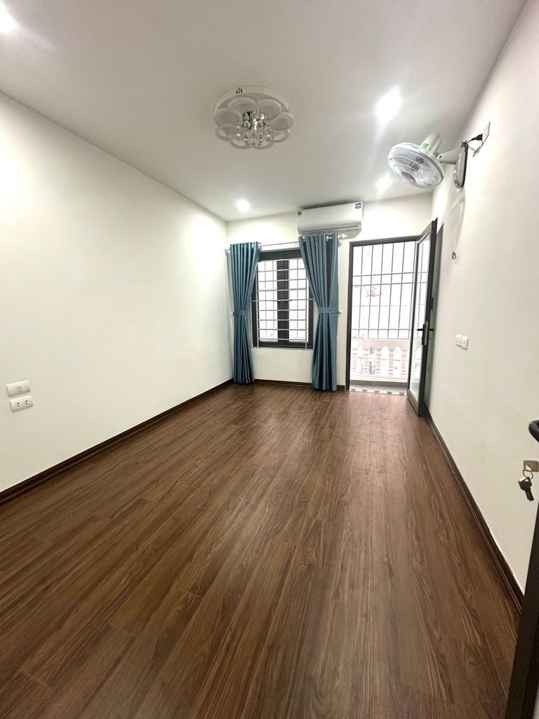 Bán nhà Tân Khai - diện tích 24m2 5 tầng - Ô tô tránh 30m - giá 6,8 tỷ