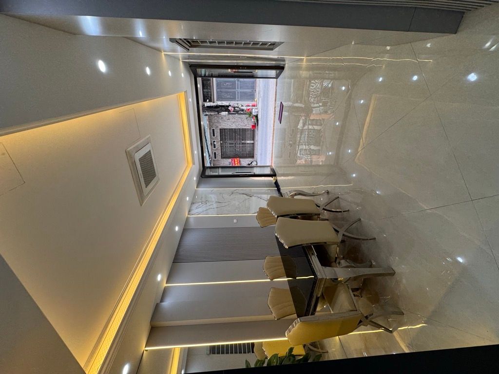 Bán nhà Nguyễn Chính - diện tích 45m2 5 tầng - Lô góc - giá 14,6 tỷ