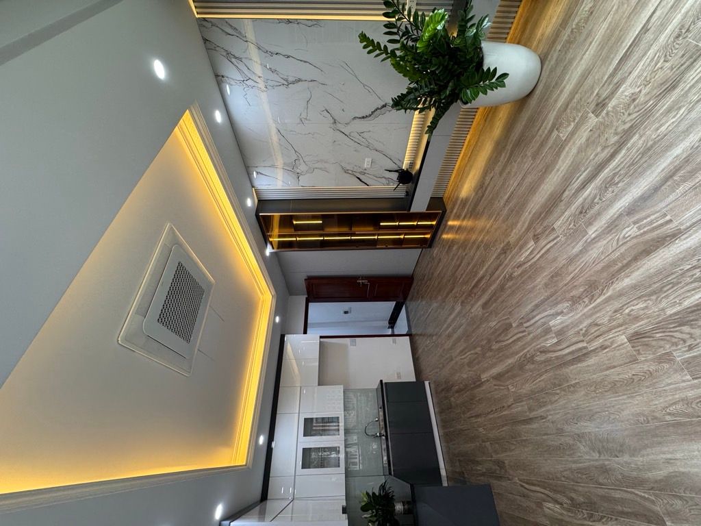 Bán nhà Nguyễn Chính - diện tích 45m2 5 tầng - Lô góc - giá 14,6 tỷ