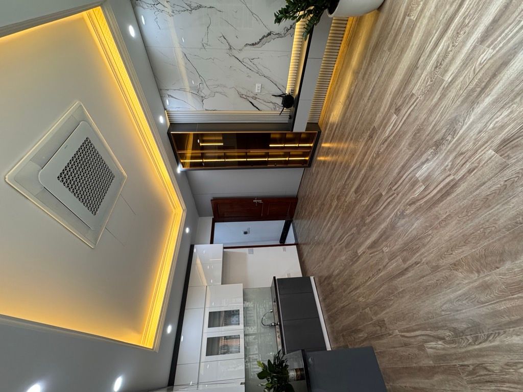 Bán nhà Nguyễn Chính - diện tích 45m2 5 tầng - Lô góc - giá 14,6 tỷ