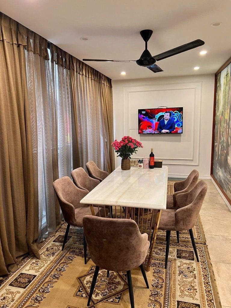 Bán nhà Phạm Ngọc Thạch - diện tích 46m2 6 tầng - Ô chờ thang máy - giá 15 tỷ