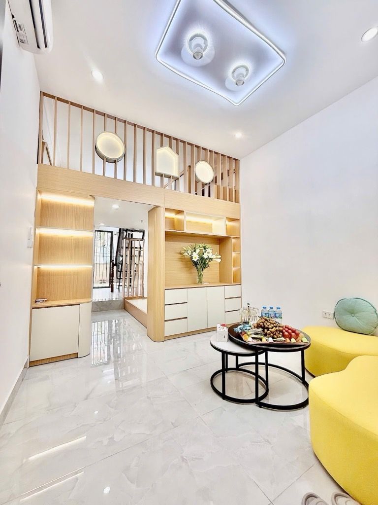 Bán nhà Lò Đúc - diện tích 55m2 2 tầng - nhà đẹp full nội thất - giá 2,58 tỷ