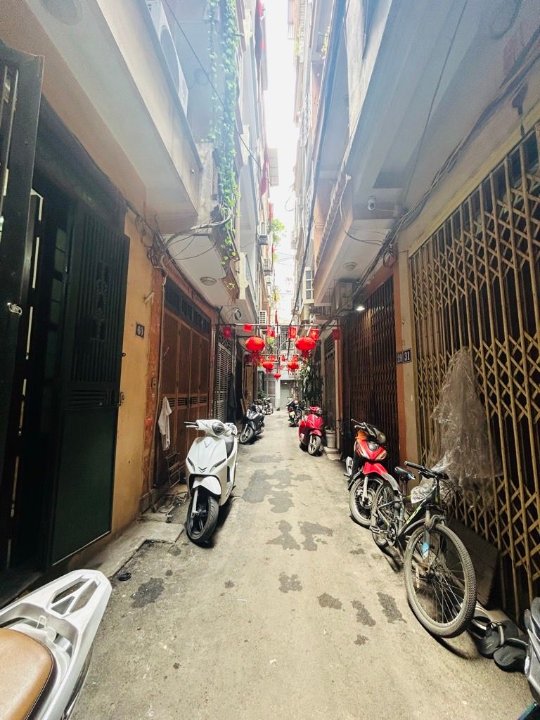 Bán nhà Ngõ Hoàng An - diện tích 26m2 4 tầng - LÔ GÓC 3 THOÁNG - giá 8,3 tỷ