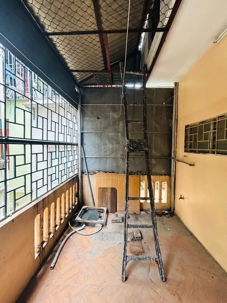 Bán nhà Ngõ Hoàng An - diện tích 26m2 4 tầng - LÔ GÓC 3 THOÁNG - giá 8,3 tỷ