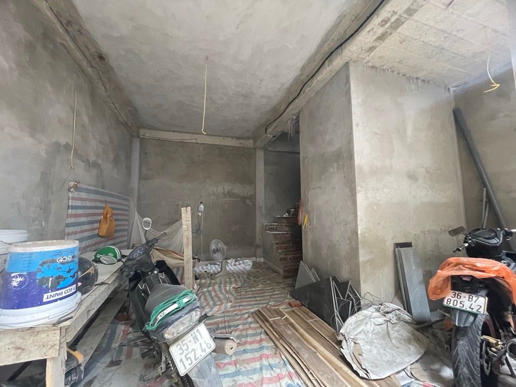 Bán nhà Kim Ngưu - diện tích 30m2 5 tầng - thang máy - giá 9,6 tỷ