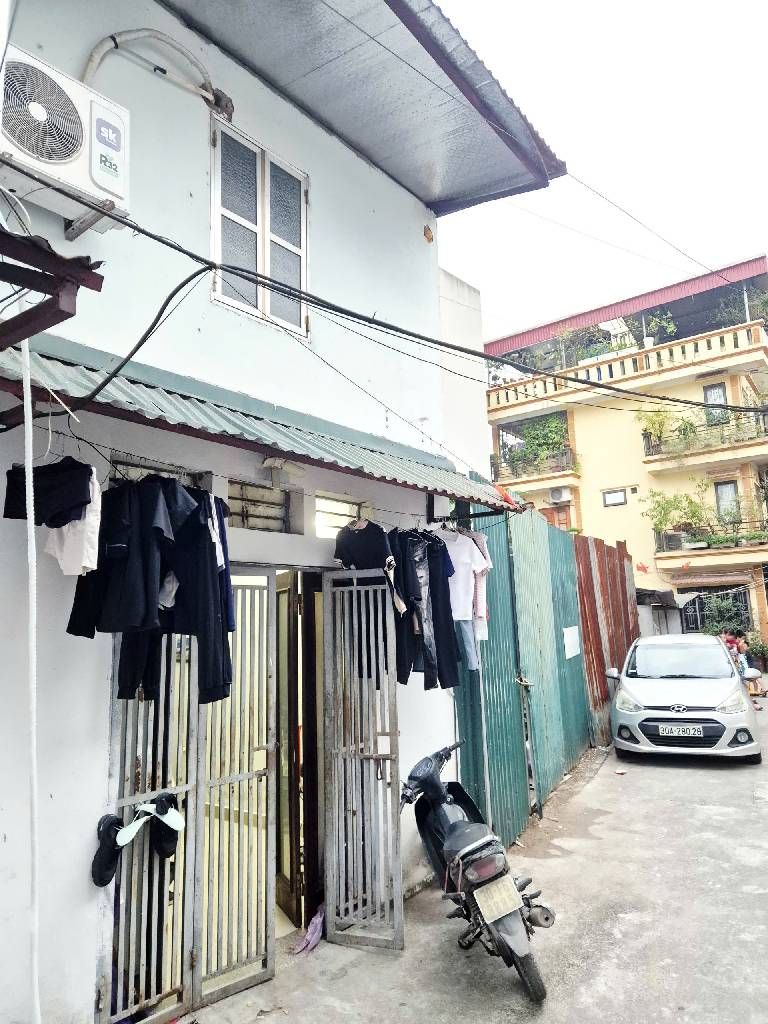 Bán nhà Giáp Nhị - diện tích 40m2 2 tầng - Ô tô tránh - giá 4,6 tỷ