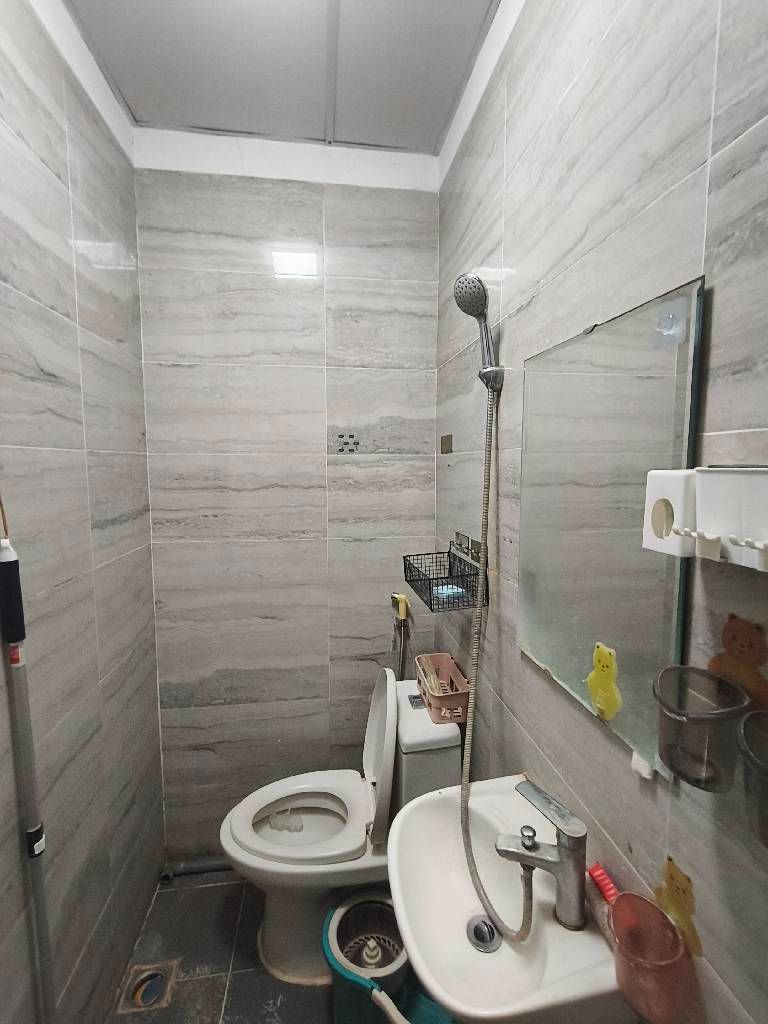 Bán nhà Khâm Thiên - diện tích 60m2 5 tầng - ô tô đỗ chân nhà - giá 3,65 tỷ