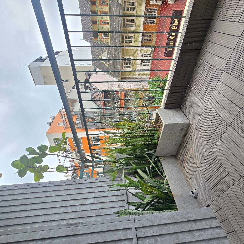 Bán nhà Hoàng Cầu - diện tích 62m2 4 tầng - Lô góc, thoáng sáng - giá 8,35 tỷ