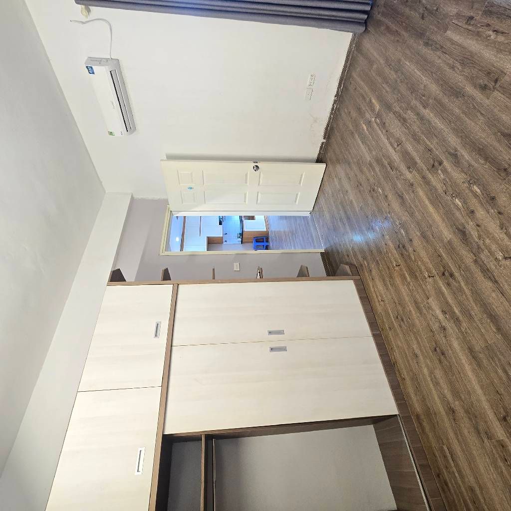 Bán nhà Hoàng Cầu - diện tích 62m2 4 tầng - Lô góc, thoáng sáng - giá 8,35 tỷ
