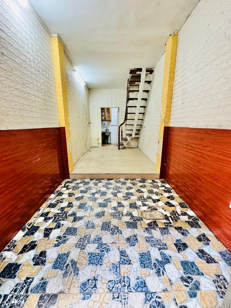 Bán nhà Định Công Thượng - diện tích 20m2 3 tầng - ngõ ô tô tránh - giá 2,2 tỷ