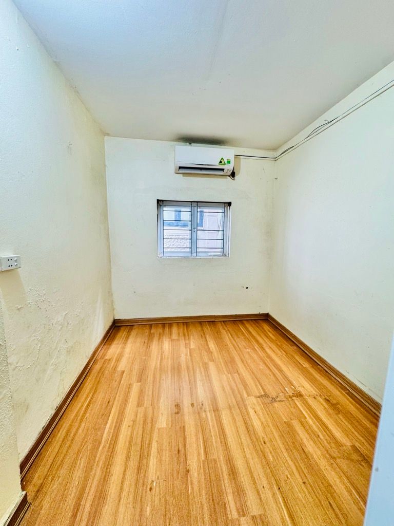 Bán nhà Định Công Thượng - diện tích 20m2 3 tầng - ngõ ô tô tránh - giá 2,2 tỷ