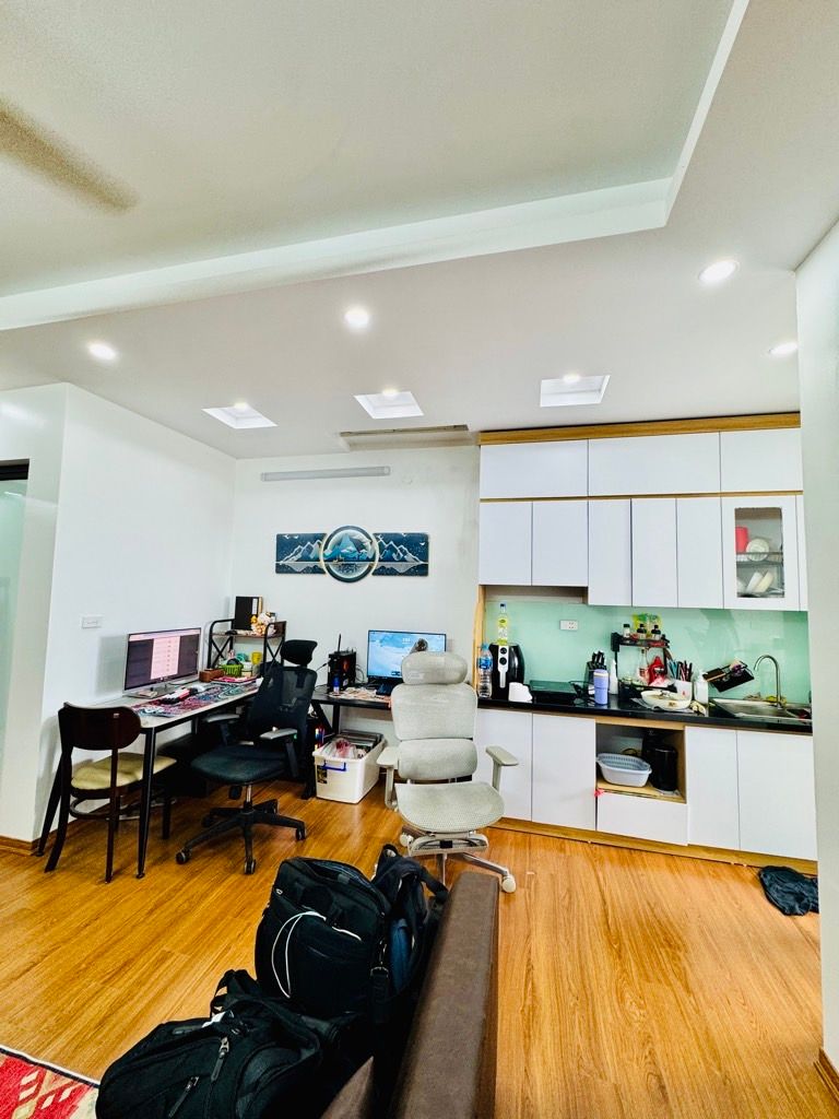 Bán nhà Kim Văn Kim Lũ - diện tích 59.9m2 18 tầng - FULL NỘI THẤT - giá 5 tỷ