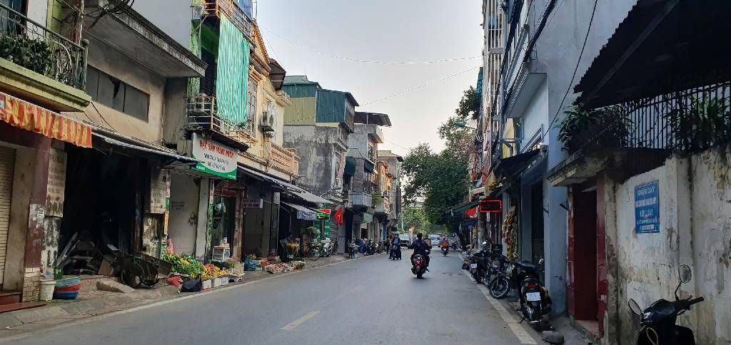 Bán nhà Bạch Đằng - diện tích 61.8m2 4 tầng - Phân lô 2 mặt ngõ to - giá 13 tỷ