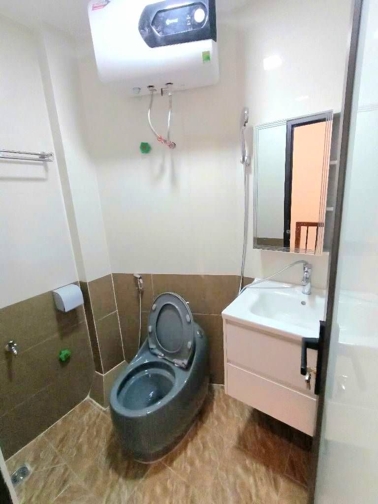 Bán nhà Vĩnh Hưng - diện tích 36,9m2 4 tầng - ô tô tránh - giá 7,4 tỷ