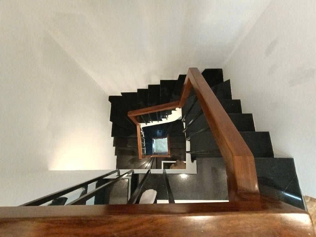Bán nhà Vĩnh Hưng - diện tích 36,9m2 4 tầng - ô tô tránh - giá 7,4 tỷ