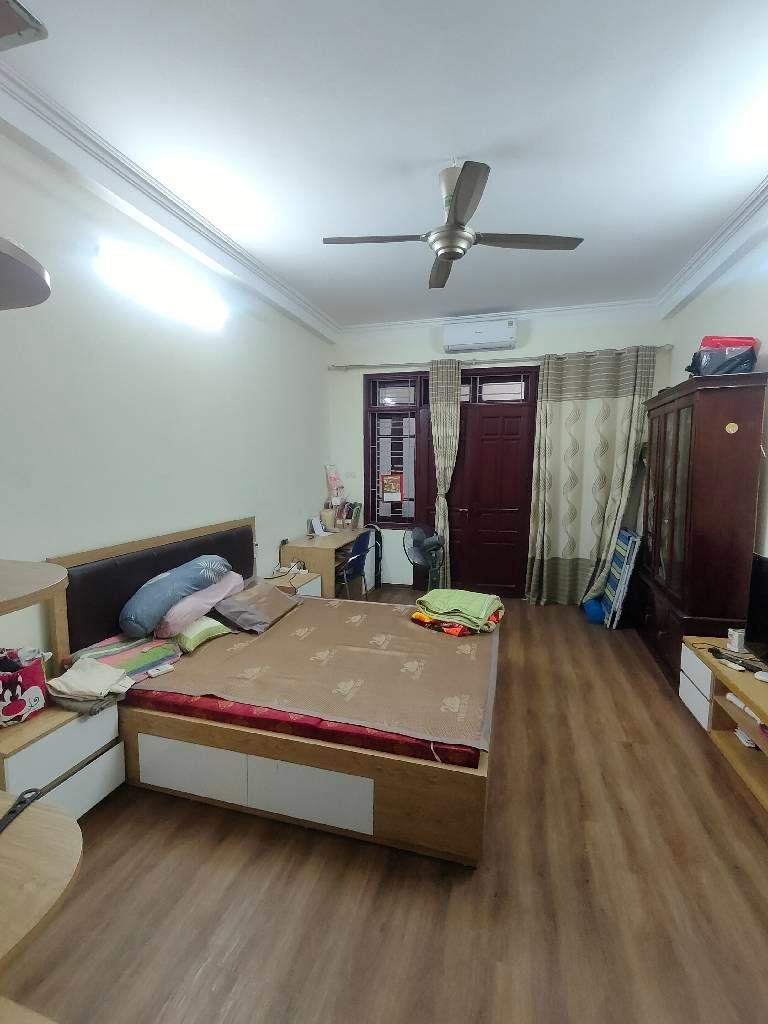 Bán nhà Trương Định - diện tích 55m2 5 tầng - Lô góc 3 mặt thoáng - giá 11,68 tỷ