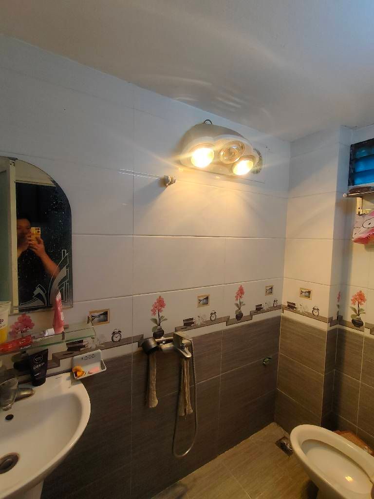 Bán nhà Trương Định - diện tích 55m2 5 tầng - Lô góc 3 mặt thoáng - giá 11,68 tỷ