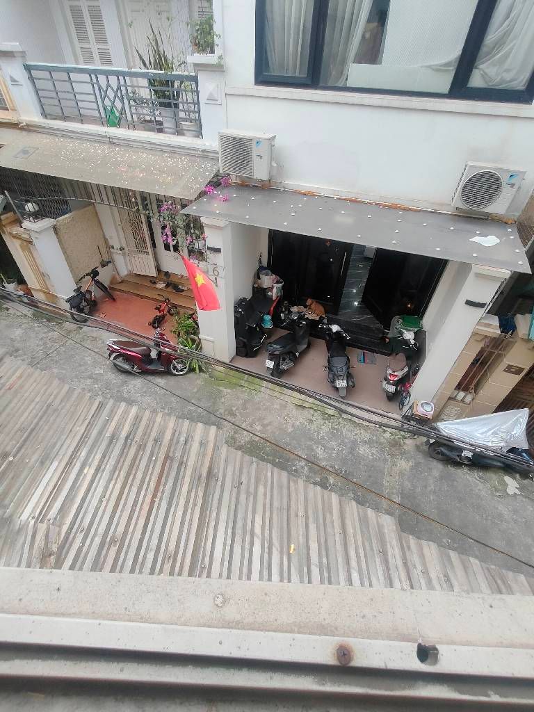 Bán nhà Trương Định - diện tích 55m2 5 tầng - Lô góc 3 mặt thoáng - giá 11,68 tỷ