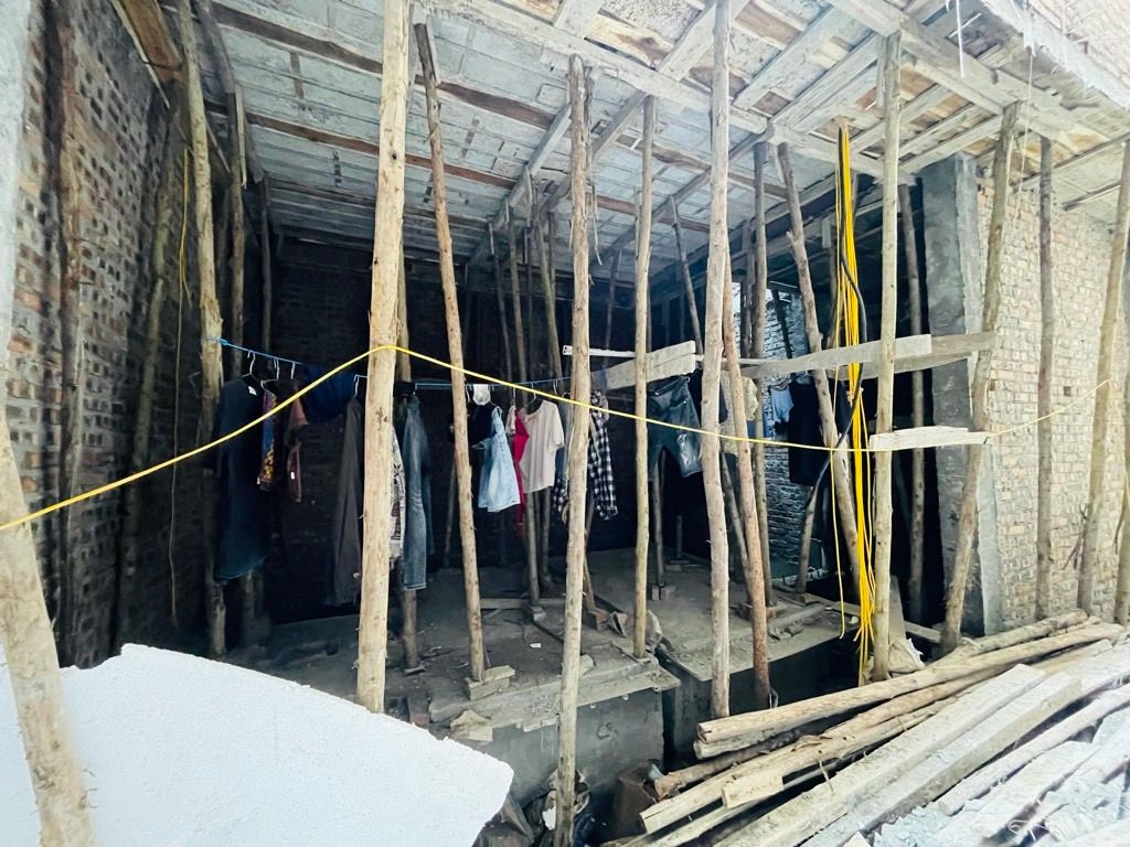 Bán nhà Kim Ngưu - diện tích 30m2 6 tầng - ngõ nông gần ô tô - giá 9,6 tỷ